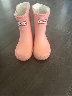 Hunter Kids Pink Rubber Rain Boots